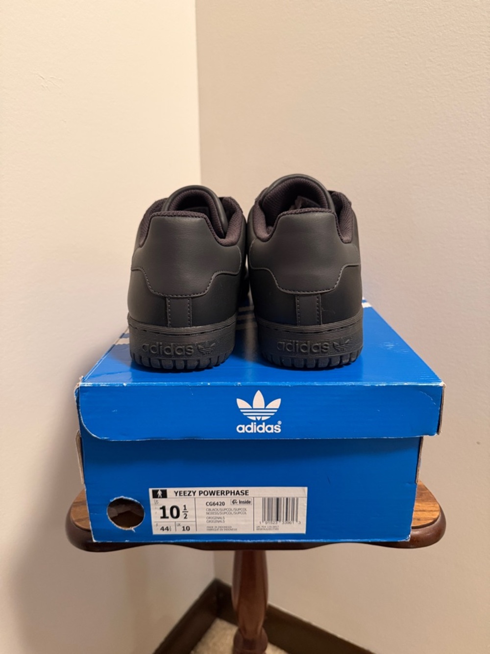 Yeezy Powerphase - Picture 3 of 10